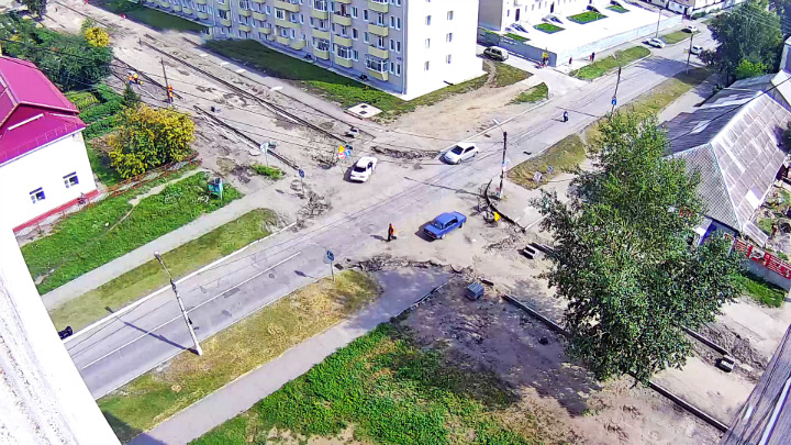 Онлайн веб-камера на перекрёстке Ленинградская/Пугачева в Бийске